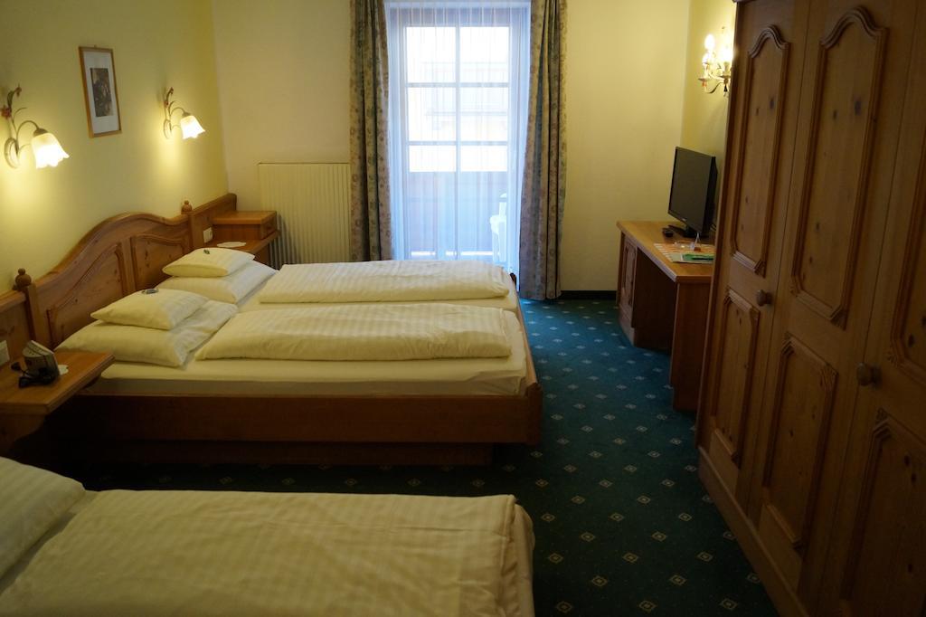 Hotel Sonne Sankt Johann in Tirol Szoba fotó