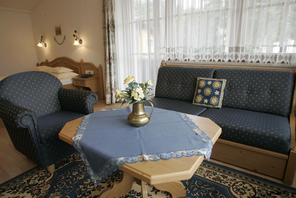 Hotel Sonne Sankt Johann in Tirol Szoba fotó